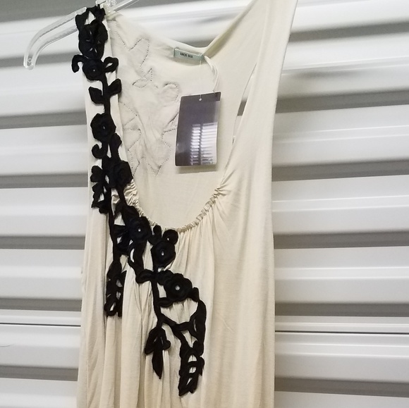 Sleeveless shirt - Picture 1 of 4